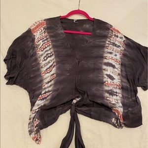 Young fabulous and broke top size M tie dye